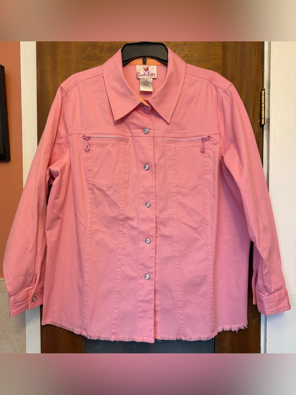 Quacker Factory Pink Twill Shacket Rhinestone Button Zipper Pocket Jacket NWOT